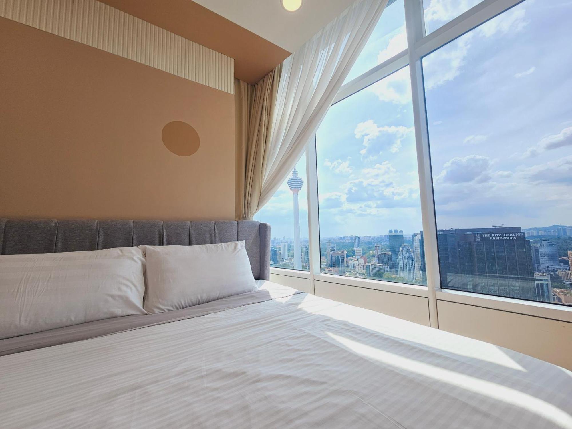 Sky Suites Klcc By Staylar Куала-Лумпур Экстерьер фото