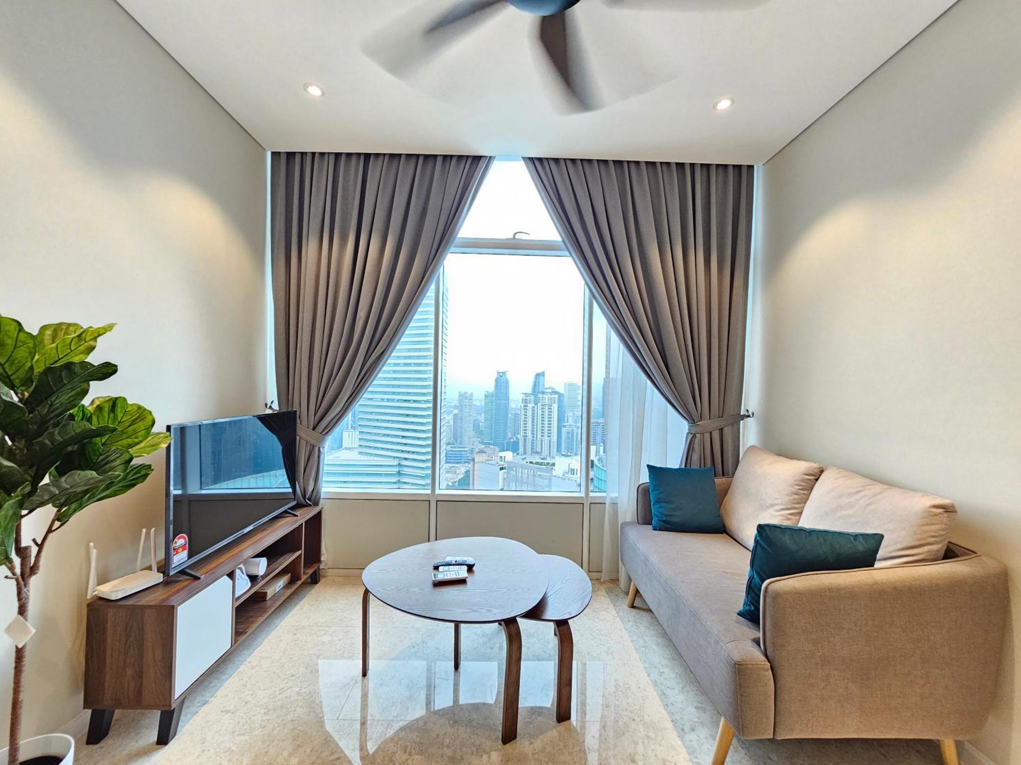 Sky Suites Klcc By Staylar Куала-Лумпур Экстерьер фото